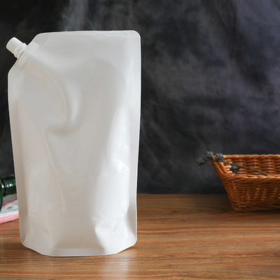 Sacchetto d'imballaggio liquido bianco Juice Filling Pouch detergente del prodotto disinfettante 60mic della mano