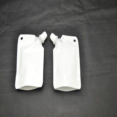 I sacchetti di plastica liquidi 60mic della lavanderia per i liquidi insaponano la borsa d'imballaggio del sacchetto del becco del sacchetto